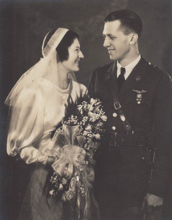 Flossie Gail Pinkerton and Benton Baldwin, November 25, 1934 (Source: Baldwin)